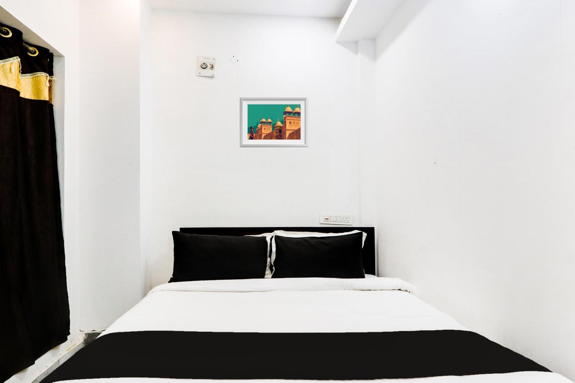 Hotel O City Inn Luxury Rooms Warangal Esterno foto