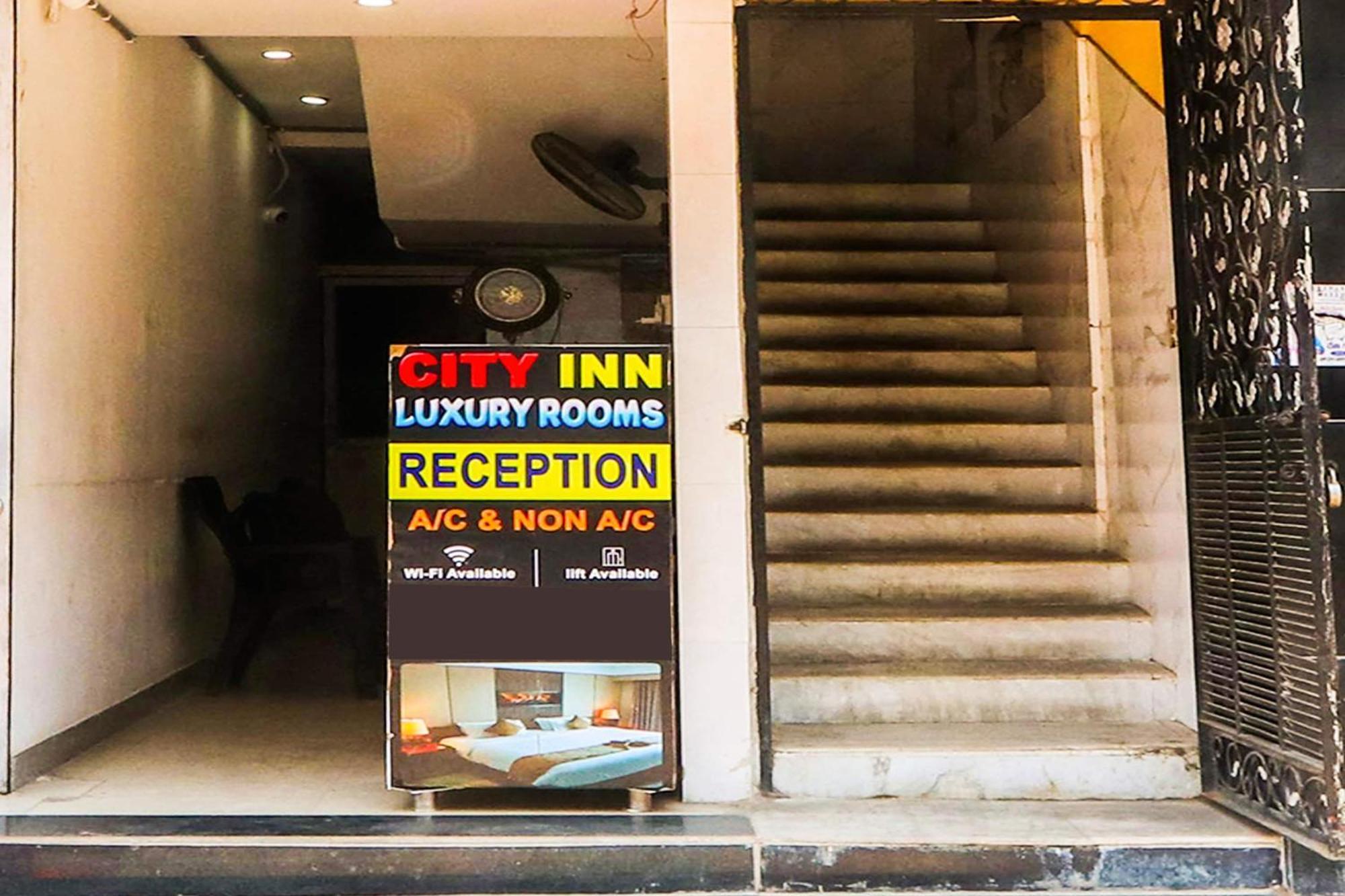 Hotel O City Inn Luxury Rooms Warangal Esterno foto