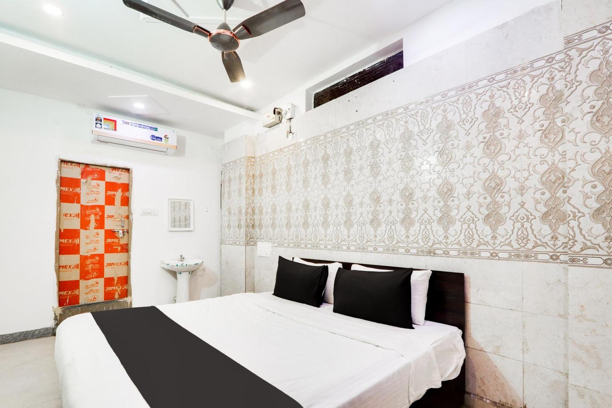 Hotel O City Inn Luxury Rooms Warangal Esterno foto