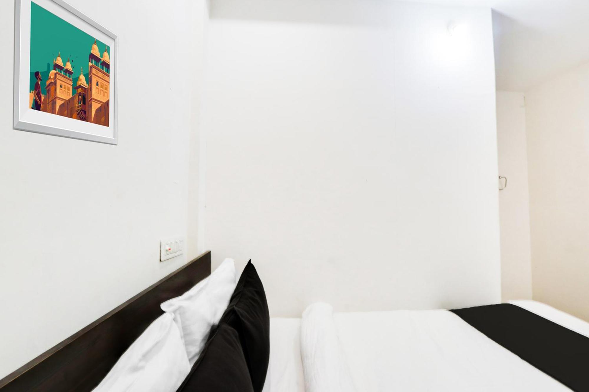 Hotel O City Inn Luxury Rooms Warangal Esterno foto