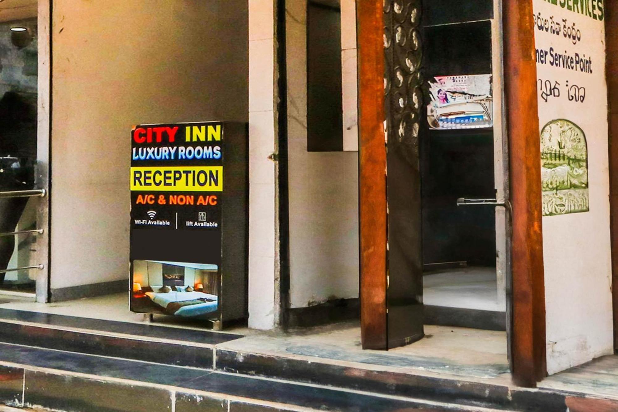 Hotel O City Inn Luxury Rooms Warangal Esterno foto