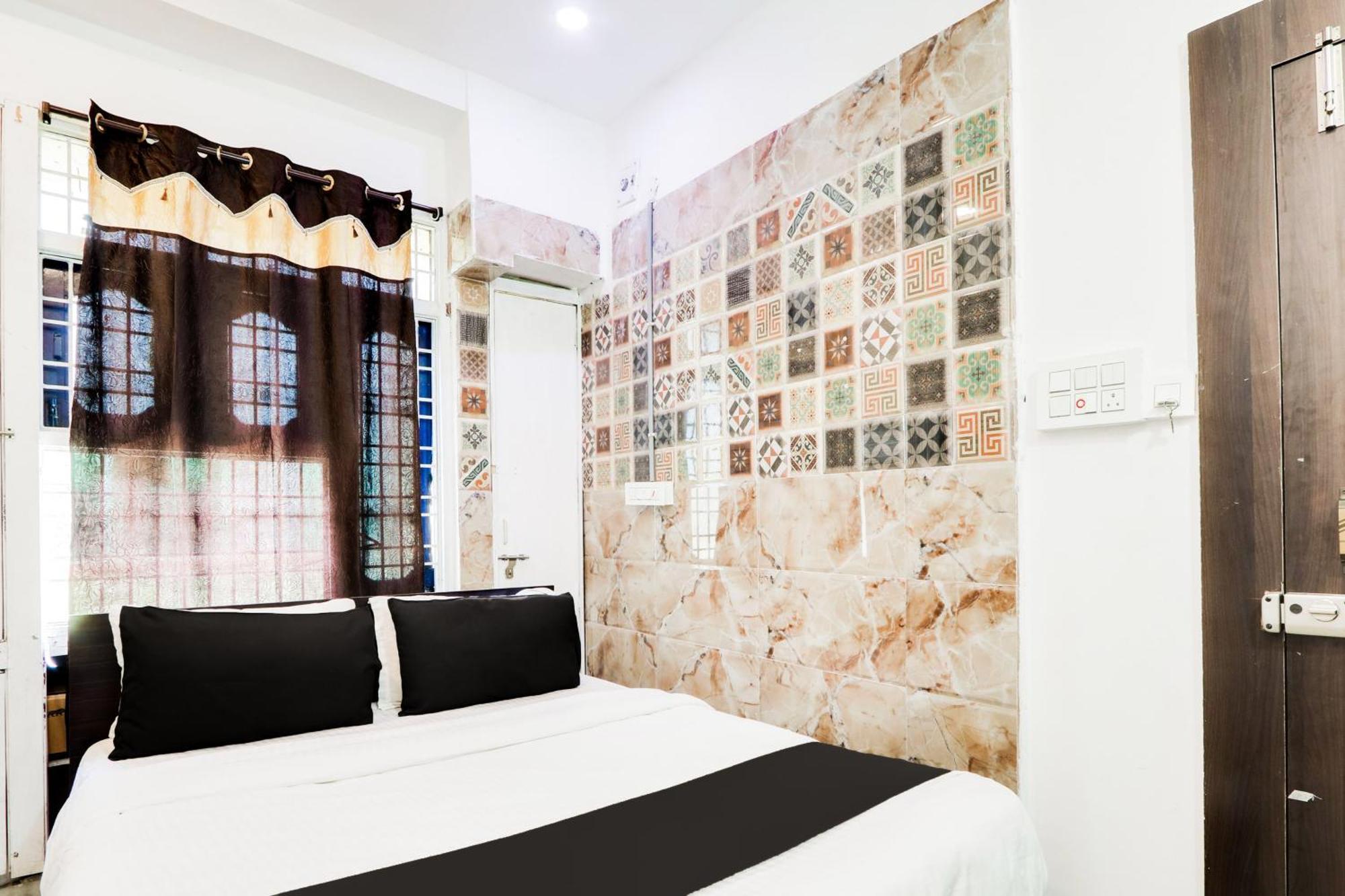 Hotel O City Inn Luxury Rooms Warangal Esterno foto