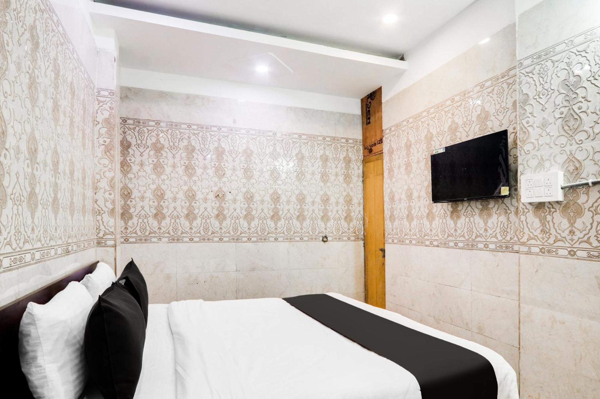 Hotel O City Inn Luxury Rooms Warangal Esterno foto