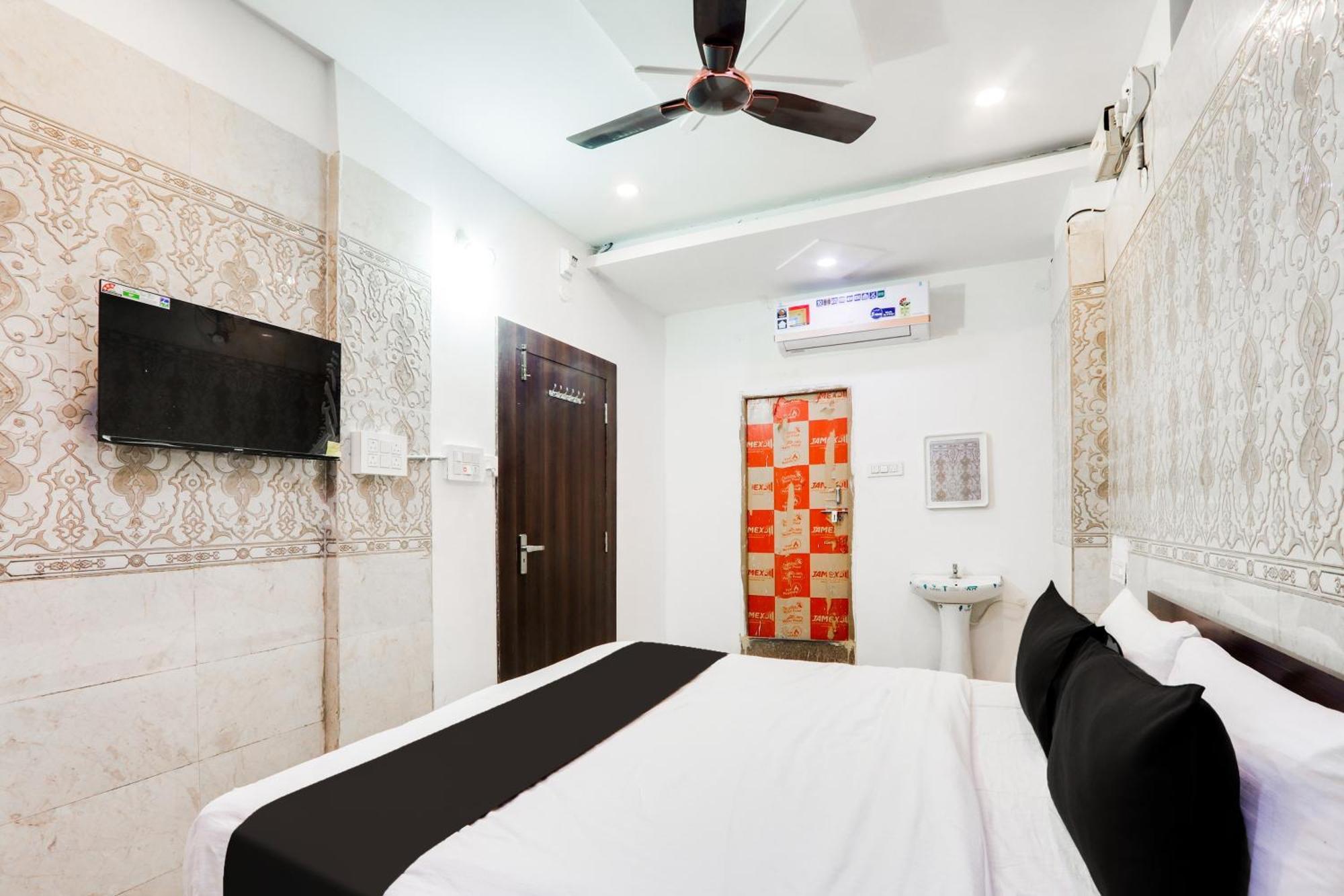 Hotel O City Inn Luxury Rooms Warangal Esterno foto